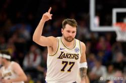 ayx sports关于尼斯围绕德国杯更衣室发声东契奇与80激战TL分钟，现场解说直呼：达拉斯独行侠今晚复出首秀的信息